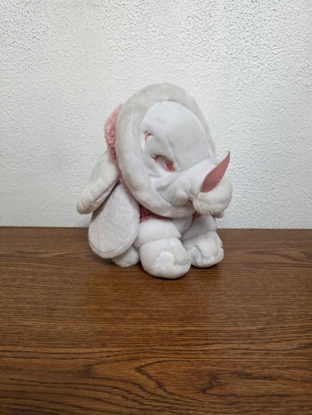 Plush Disney Exclusive 2002 Dumbo Pink Snowball 11" Stuffed Animal